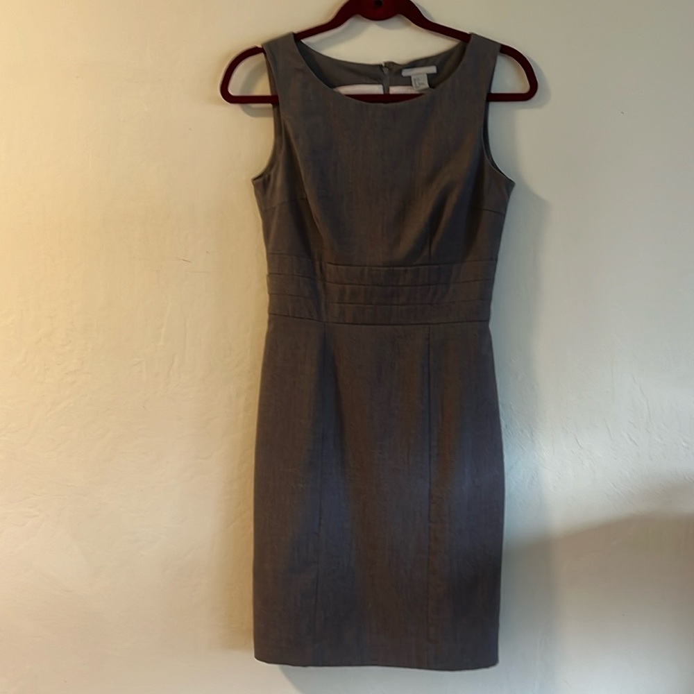 H&M Gray Sleeveless Sheeth Dress